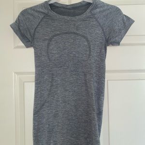 Lululemon swiftly tech top
